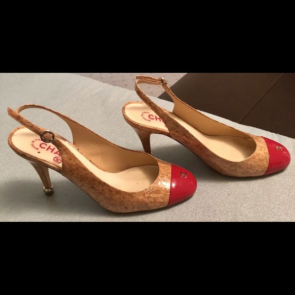 AUTHENTIC CORK AND RED PATENT LEATHER CHANEL 38 - Picture 1 of 8